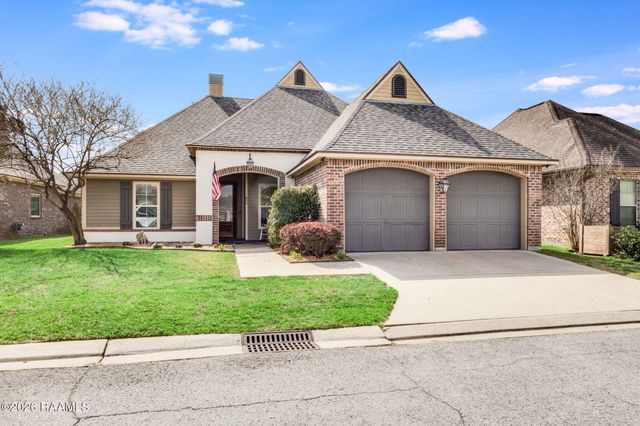 406 La Villa Circle, Youngsville, LA 70592