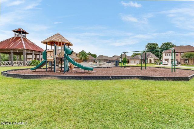 406 La Villa Circle, Youngsville, LA 70592