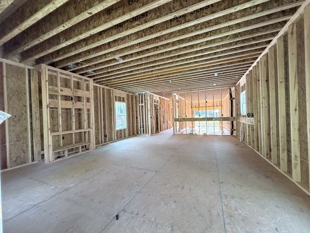 821 Gracey Ave, Clarksville, TN 37040