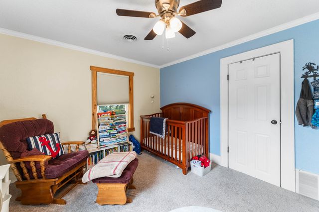 417 10th Street, Ames, IA 50010