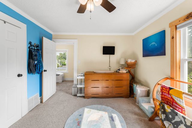 417 10th Street, Ames, IA 50010