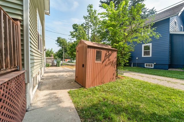 417 10th Street, Ames, IA 50010