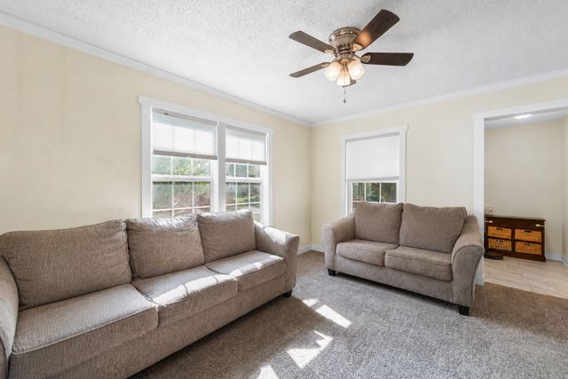 417 10th Street, Ames, IA 50010