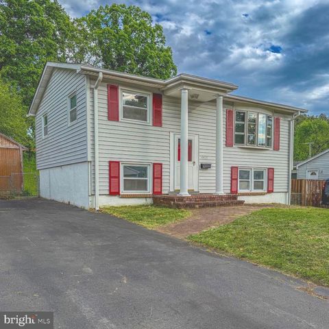 4413 KENWOOD DR, Woodbridge, VA 22193