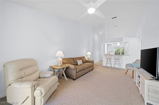 121 Wading Bird CIR B201, Naples, FL 34110