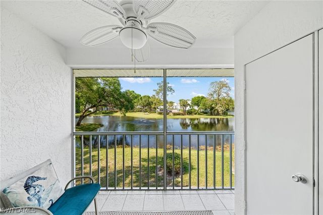 121 Wading Bird CIR B201, Naples, FL 34110