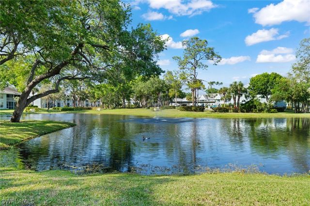 121 Wading Bird CIR B201, Naples, FL 34110