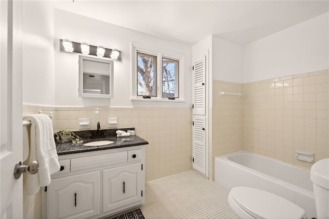 19 Chimney Hill Road, Greece, NY 14612