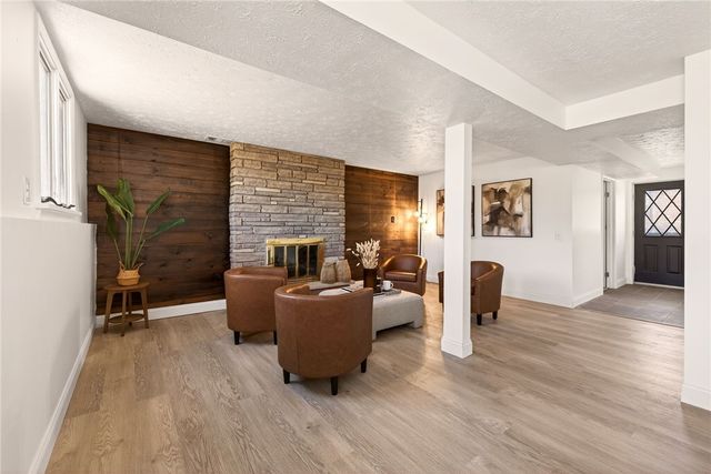 19 Chimney Hill Road, Greece, NY 14612