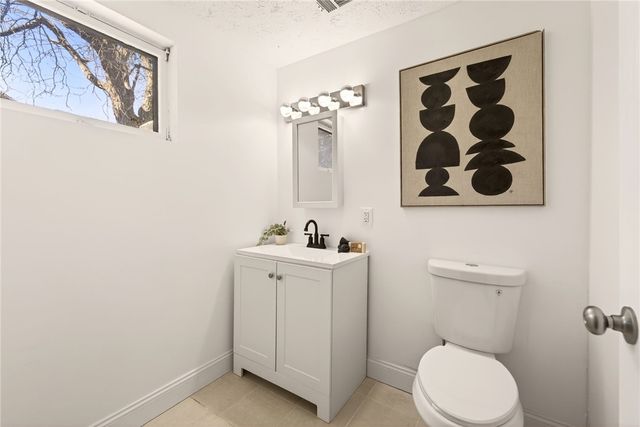 19 Chimney Hill Road, Greece, NY 14612