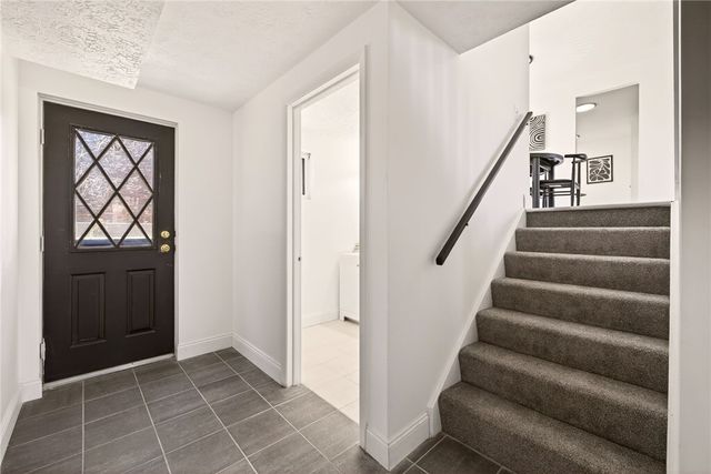 19 Chimney Hill Road, Greece, NY 14612