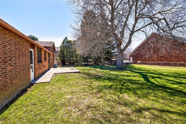 19 Chimney Hill Road, Greece, NY 14612