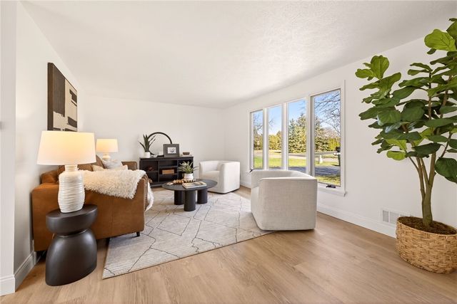 19 Chimney Hill Road, Greece, NY 14612