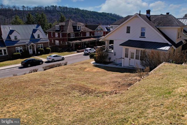 802 BEDFORD ST, Cumberland, MD 21502