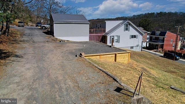 802 BEDFORD ST, Cumberland, MD 21502