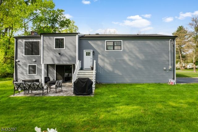 3 Hoffman Ct, Morris Twp., NJ 07960