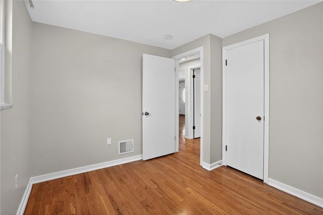 3341 Recker Dr, Baldwin Boro, PA 15227