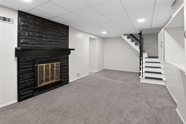 3341 Recker Dr, Baldwin Boro, PA 15227