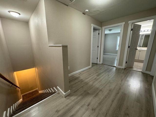 924 W College Street, Springfield, MO 65806