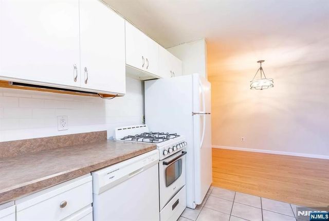 130 Orient Way 3D, Rutherford, NJ 07070