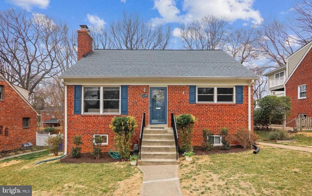 4409 WESTBROOK LN, Kensington, MD 20895