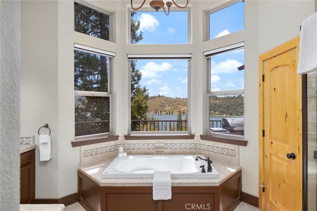 39828 Granite Ridge Lane, Bass Lake, CA 93604