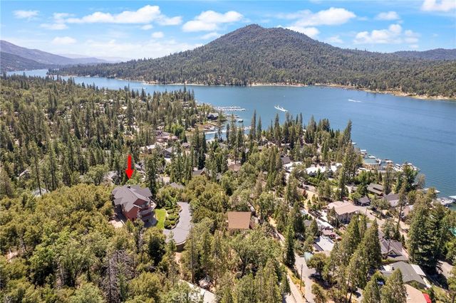 39828 Granite Ridge Lane, Bass Lake, CA 93604