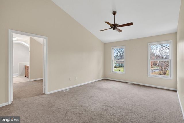 13142 NEW PARKLAND DR, Herndon, VA 20171