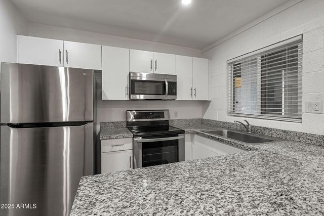 622 N 9TH Avenue 101, Phoenix, AZ 85007