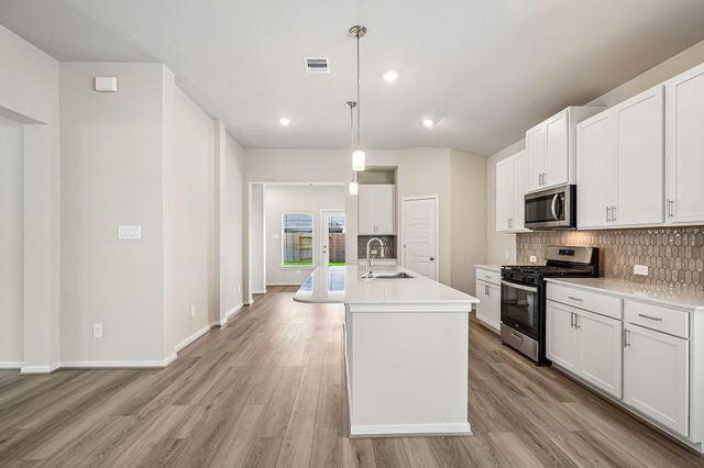 17215 Remington Meadows Street, Waller, TX 77484