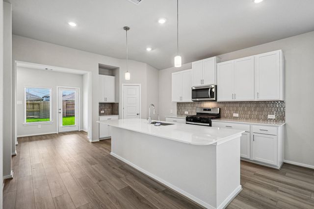 17215 Remington Meadows Street, Waller, TX 77484