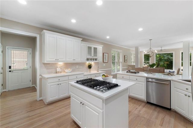 9615 Autry Falls Drive, Johns Creek, GA 30022