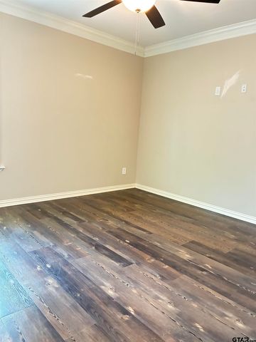 1104 W Park, Tyler, TX 75702