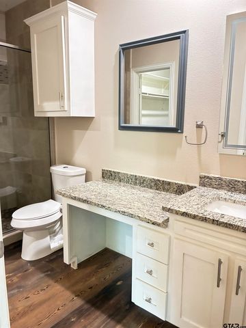 1104 W Park, Tyler, TX 75702