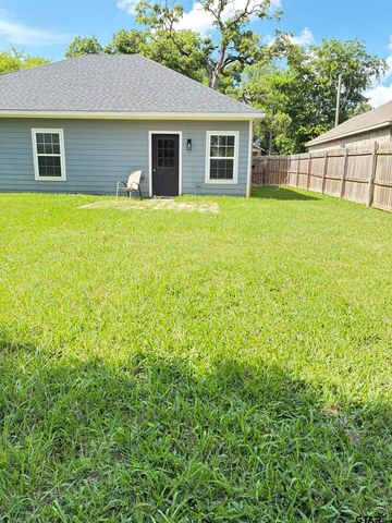 1104 W Park, Tyler, TX 75702