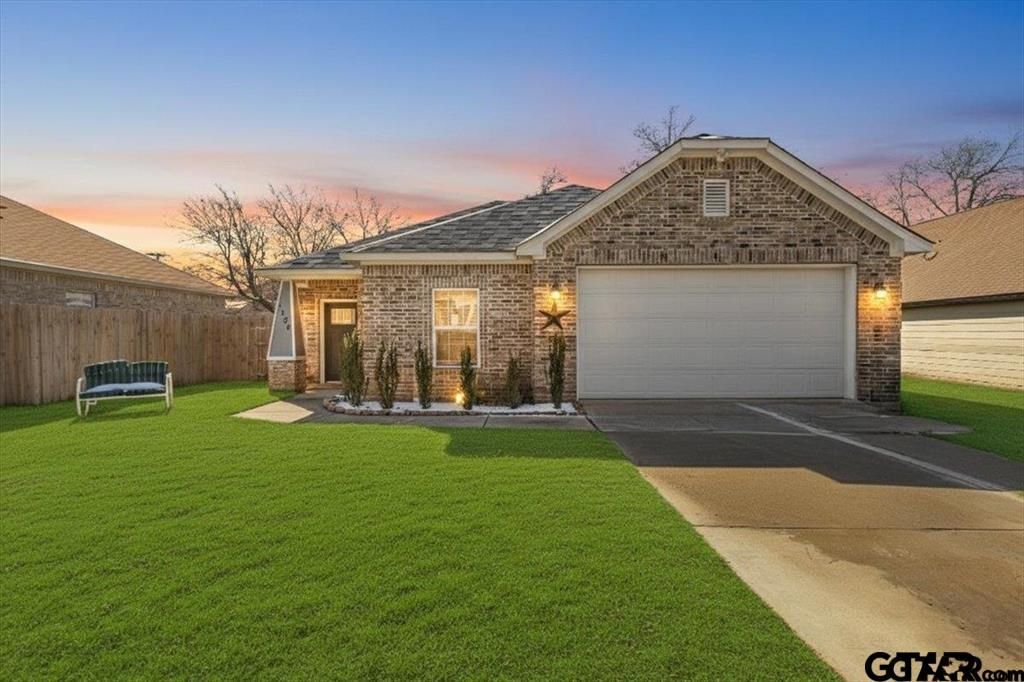 1104 W Park, Tyler, TX 75702
