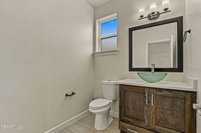 13047 CLEETHORPES, El Paso, TX 79928