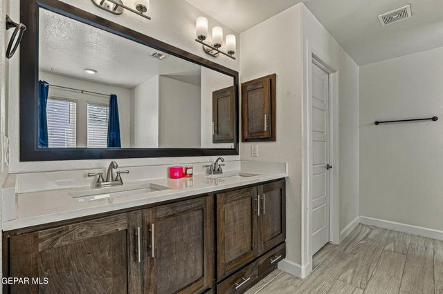 13047 CLEETHORPES, El Paso, TX 79928