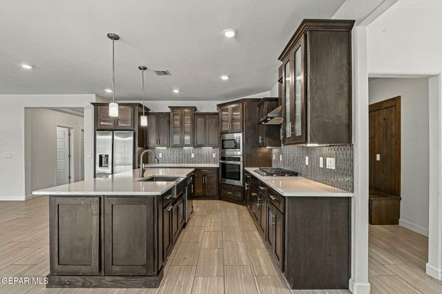 13047 CLEETHORPES, El Paso, TX 79928