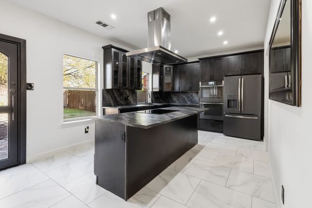 2409 Eisenhower Drive, Mckinney, TX 75071