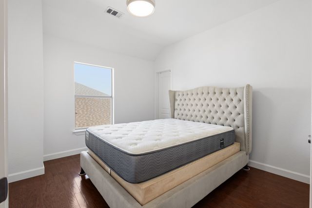 2409 Eisenhower Drive, Mckinney, TX 75071