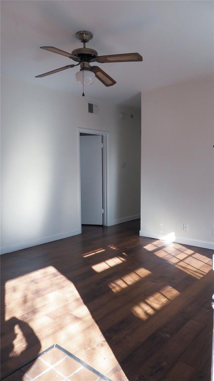 2216 San Gabriel ST 101, Austin, TX 78705