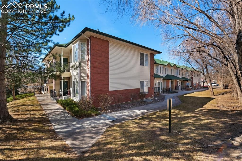 2141 Legacy Ridge View 206, Colorado Springs, CO 80910