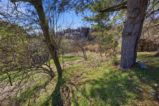 0 Guy St, Squirrel Hill, PA 15217