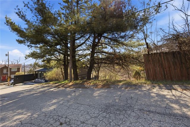 0 Guy St, Squirrel Hill, PA 15217