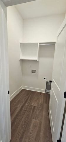 1906 S Lynnrae St, Wichita, KS 67207