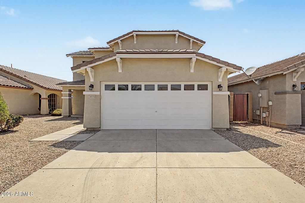 38550 N LA GRANGE Lane, San Tan Valley, AZ 85140