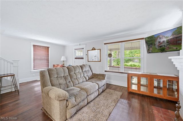 4144 Helena Avenue, Youngstown, OH 44512