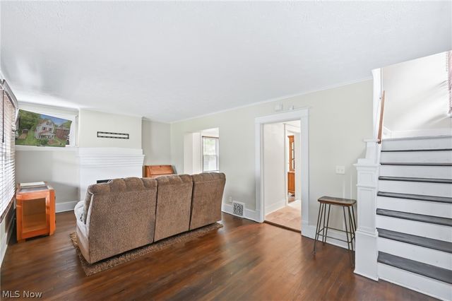 4144 Helena Avenue, Youngstown, OH 44512