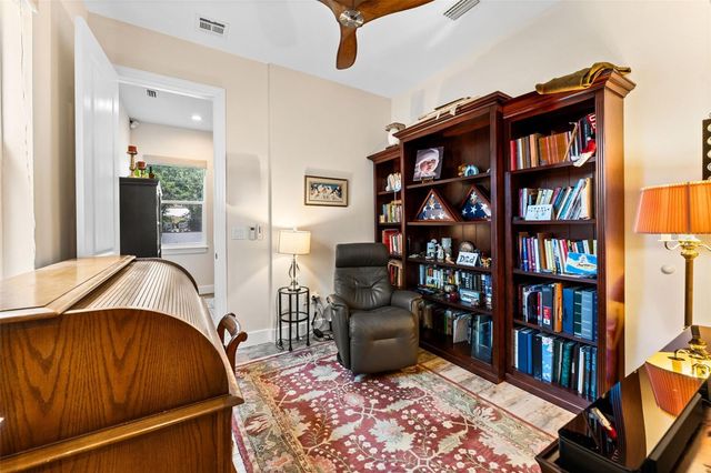4910 W MCELROY AVENUE 6, Tampa, FL 33611